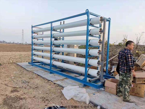 工業(yè)大型純水機