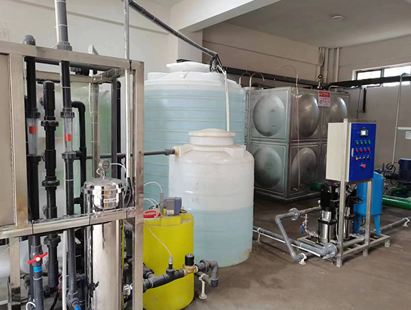 脫鹽水設(shè)備